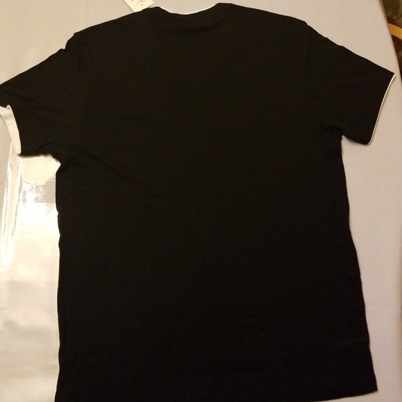 Guess - Picture 3 of 3